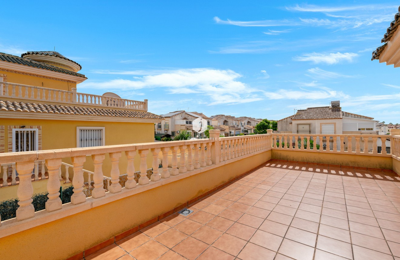 Resale - Villa -
Algorfa - Inland