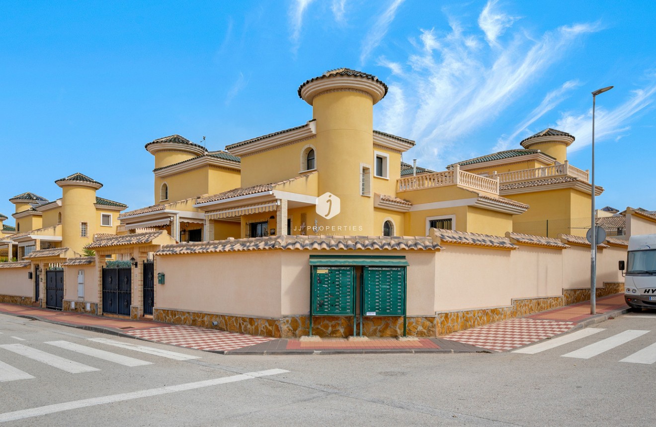 Resale - Villa -
Algorfa - Inland