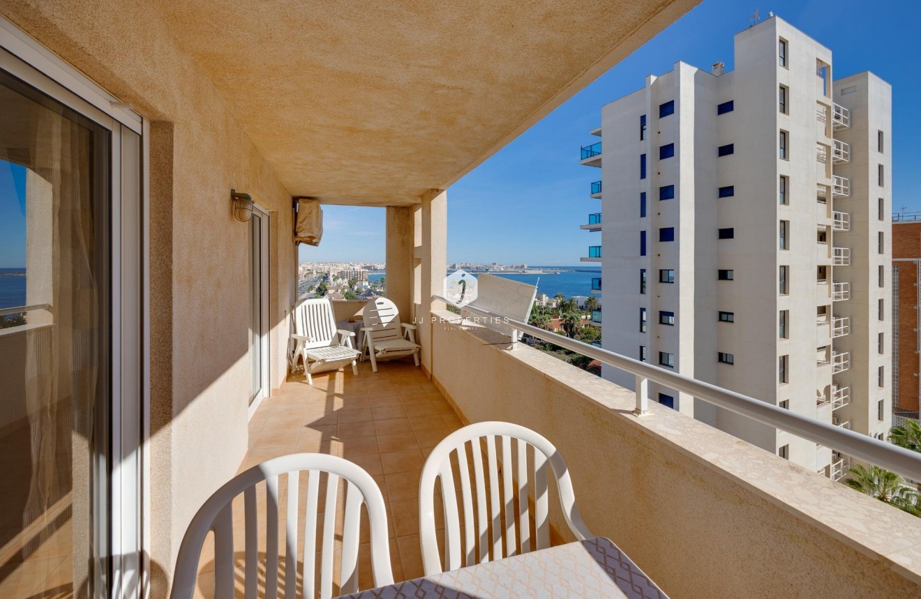 Resale - Apartment / flat -
Torrevieja - La veleta