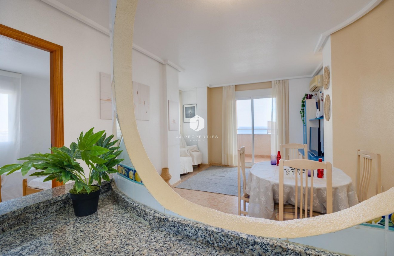 Resale - Apartment / flat -
Torrevieja - La veleta