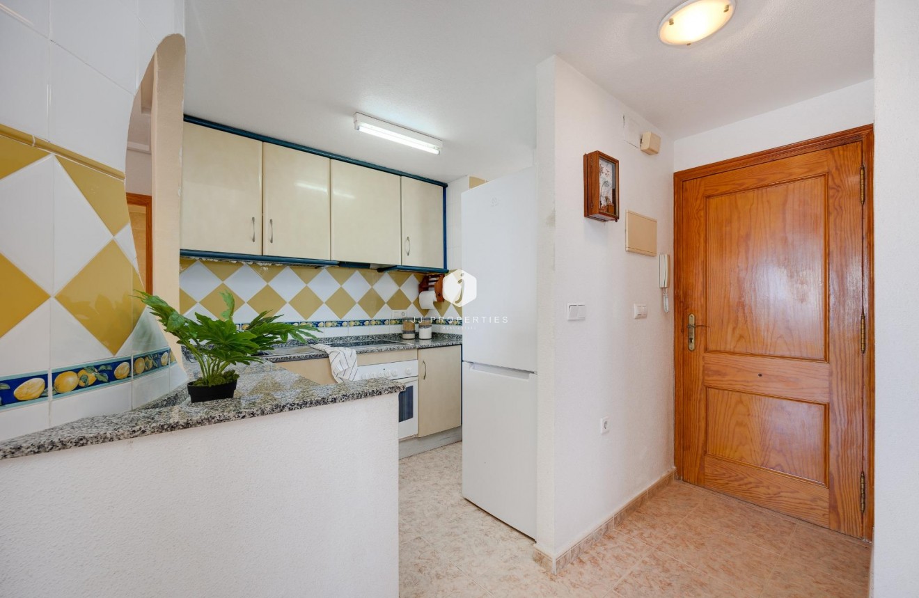 Resale - Apartment / flat -
Torrevieja - La veleta