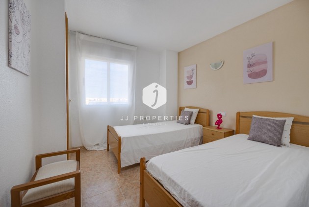 Resale - Apartment / flat -
Torrevieja - La veleta