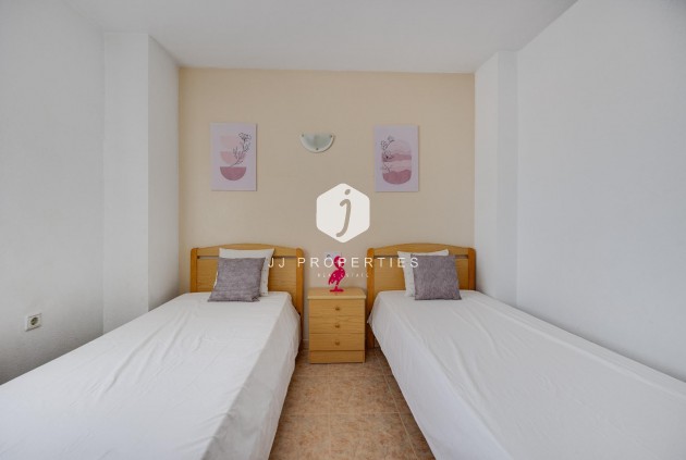 Resale - Apartment / flat -
Torrevieja - La veleta