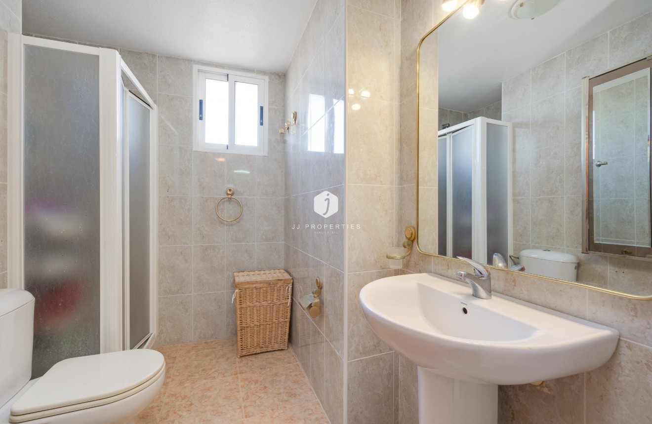 Resale - Apartment / flat -
Torrevieja - La veleta