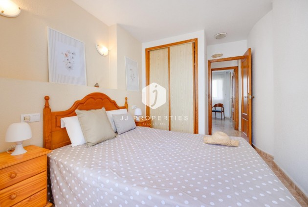 Resale - Apartment / flat -
Torrevieja - La veleta