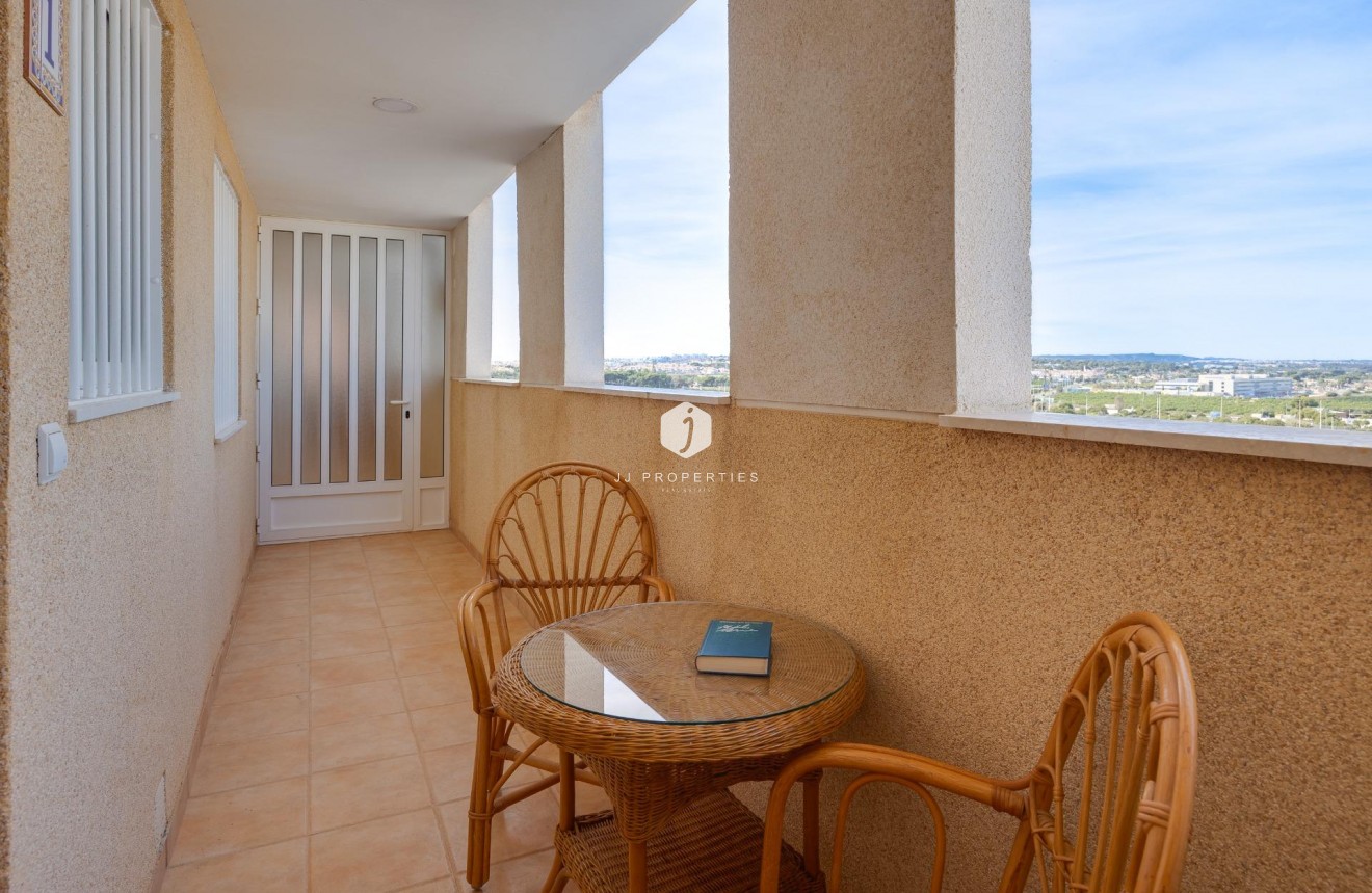 Resale - Apartment / flat -
Torrevieja - La veleta
