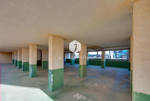 Resale - Apartment / flat -
Torrevieja - La veleta