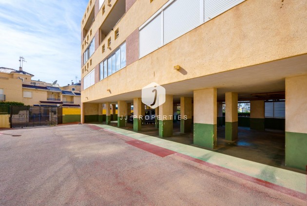 Resale - Apartment / flat -
Torrevieja - La veleta