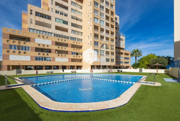 Resale - Apartment / flat -
Torrevieja - La veleta