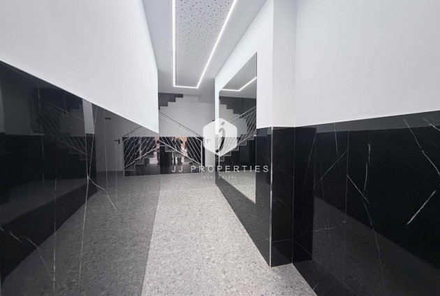 Resale - Apartment / flat -
Torrevieja - Costa Blanca