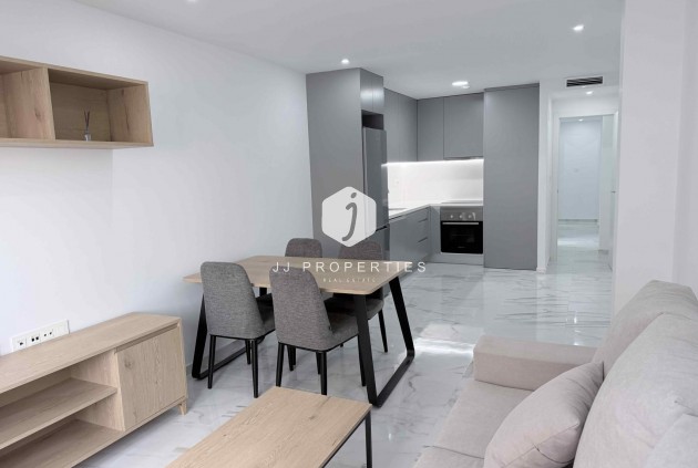 Resale - Apartment / flat -
Torrevieja - Costa Blanca