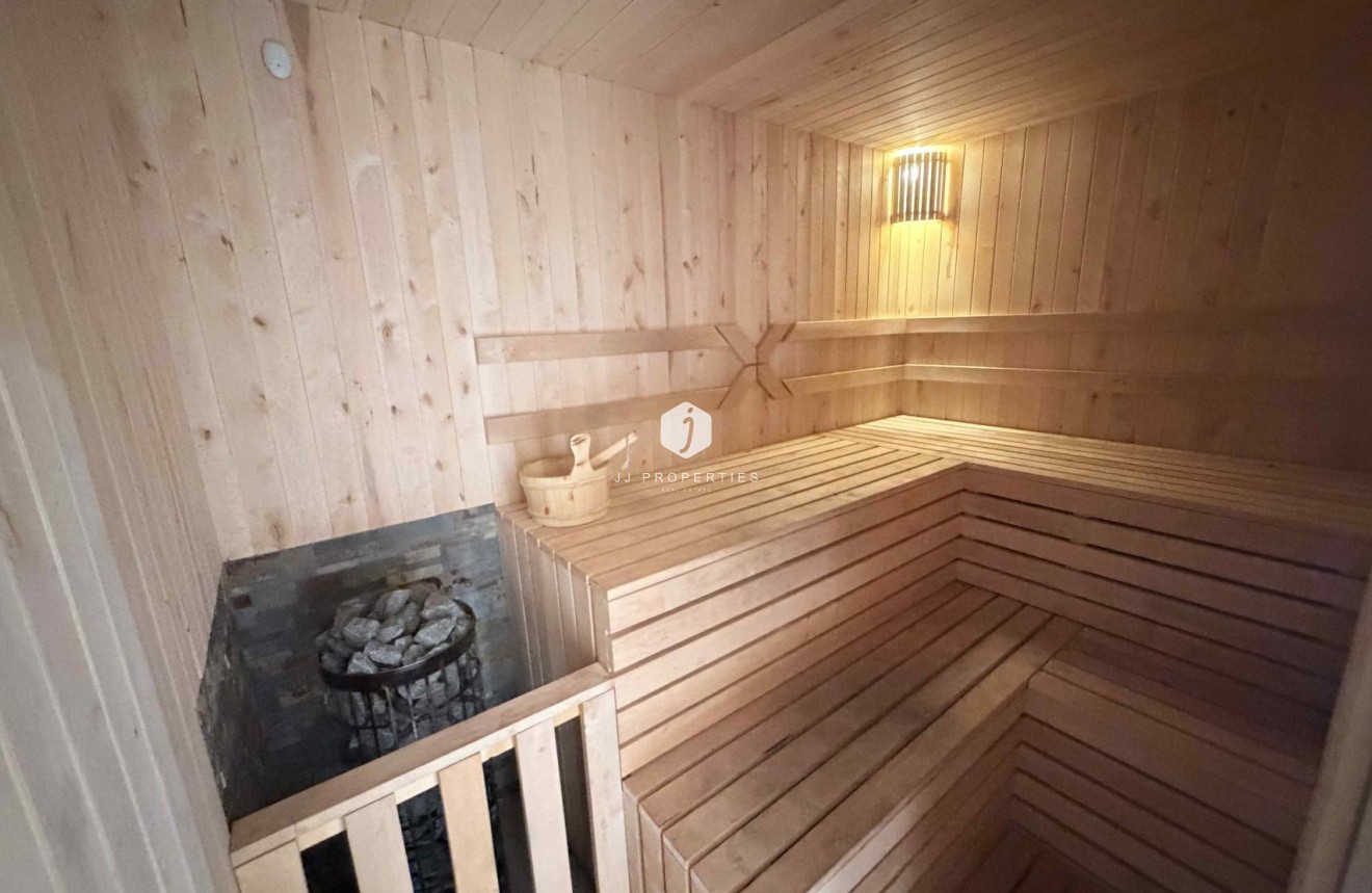 Resale - Apartment / flat -
Torrevieja - Costa Blanca