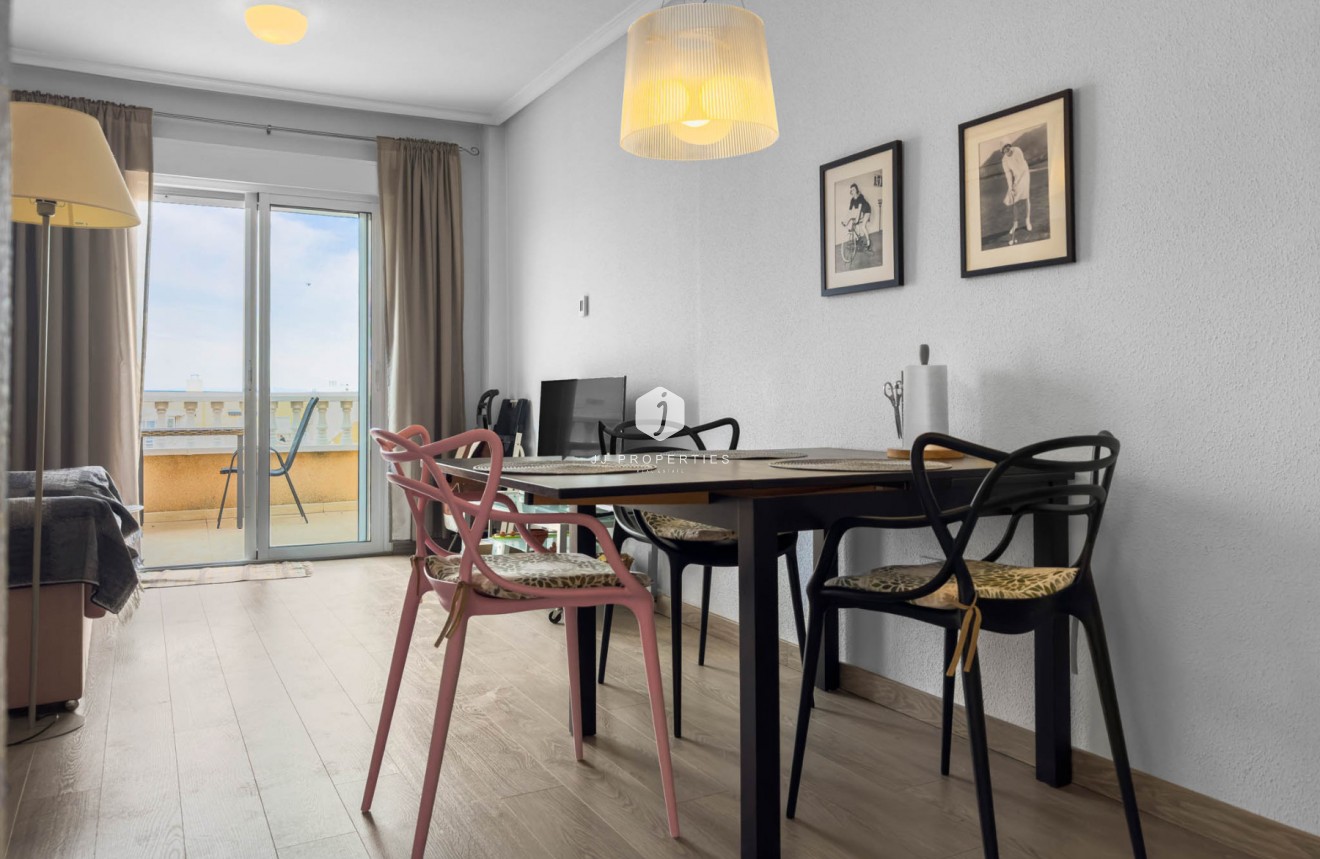 Resale - Apartment / flat -
Torrevieja - Costa Blanca