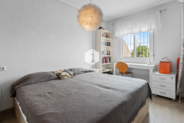 Resale - Apartment / flat -
Torrevieja - Costa Blanca