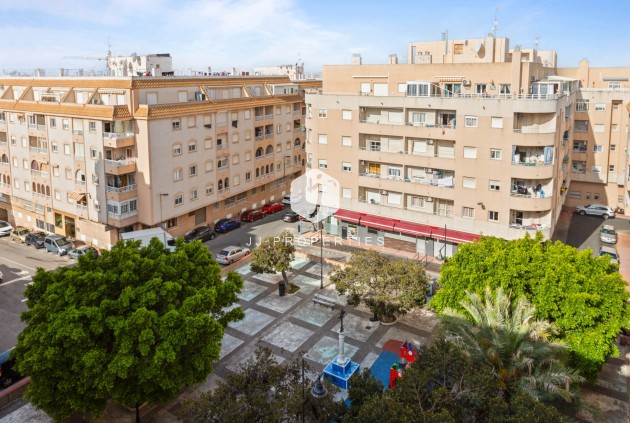 Resale - Apartment / flat -
Torrevieja - Costa Blanca