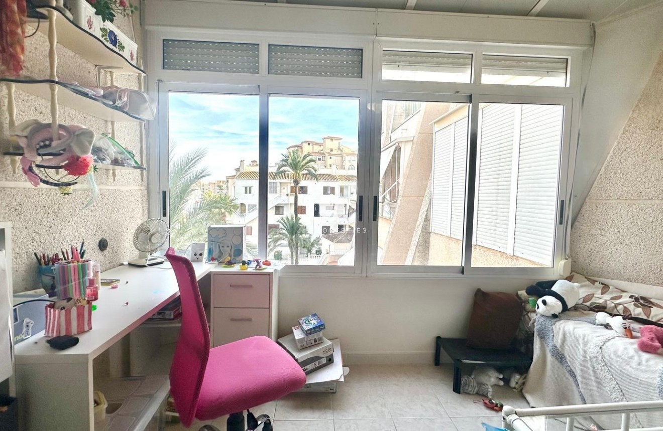 Resale - Duplex -
Torrevieja - La Mata