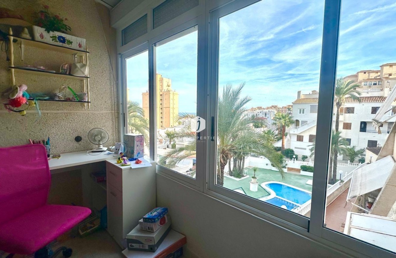 Resale - Duplex -
Torrevieja - La Mata