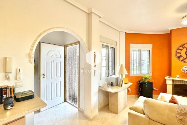 Resale - Villa -
Bigastro - Comunidad Valenciana