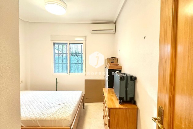 Resale - Villa -
Bigastro - Comunidad Valenciana