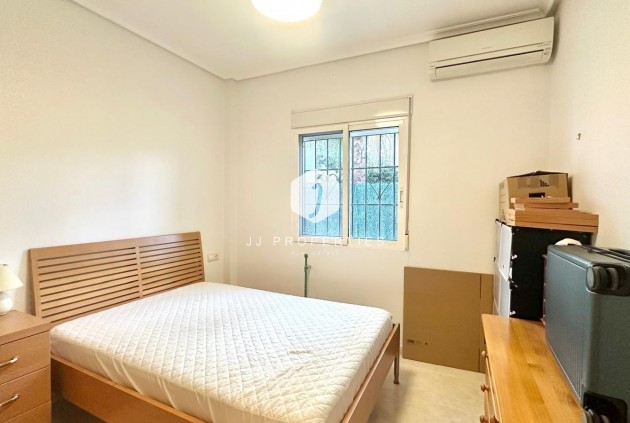 Resale - Villa -
Bigastro - Comunidad Valenciana