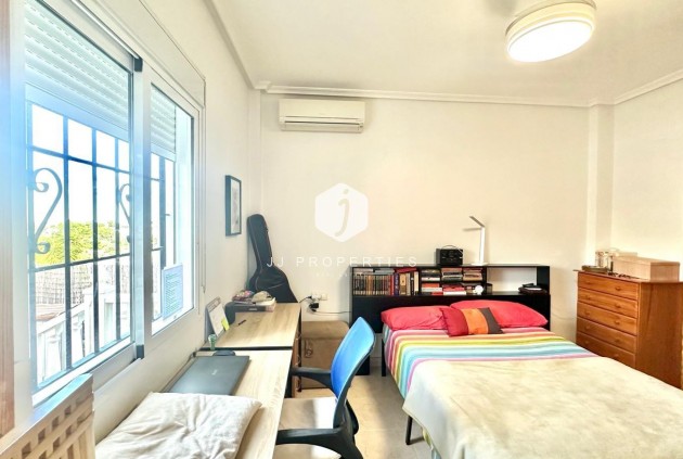 Resale - Villa -
Bigastro - Comunidad Valenciana