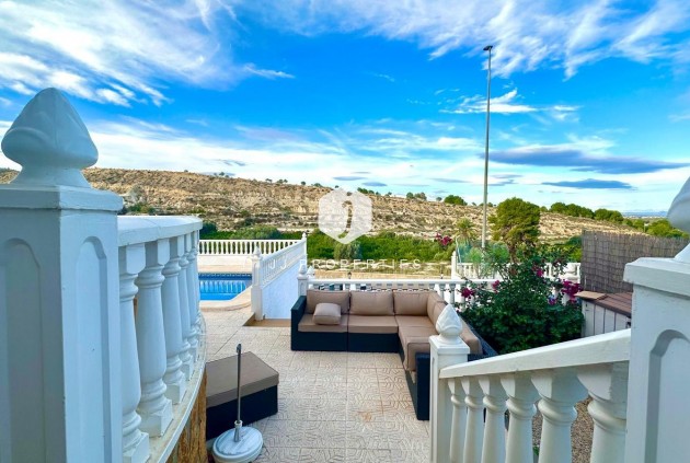 Resale - Villa -
Bigastro - Comunidad Valenciana