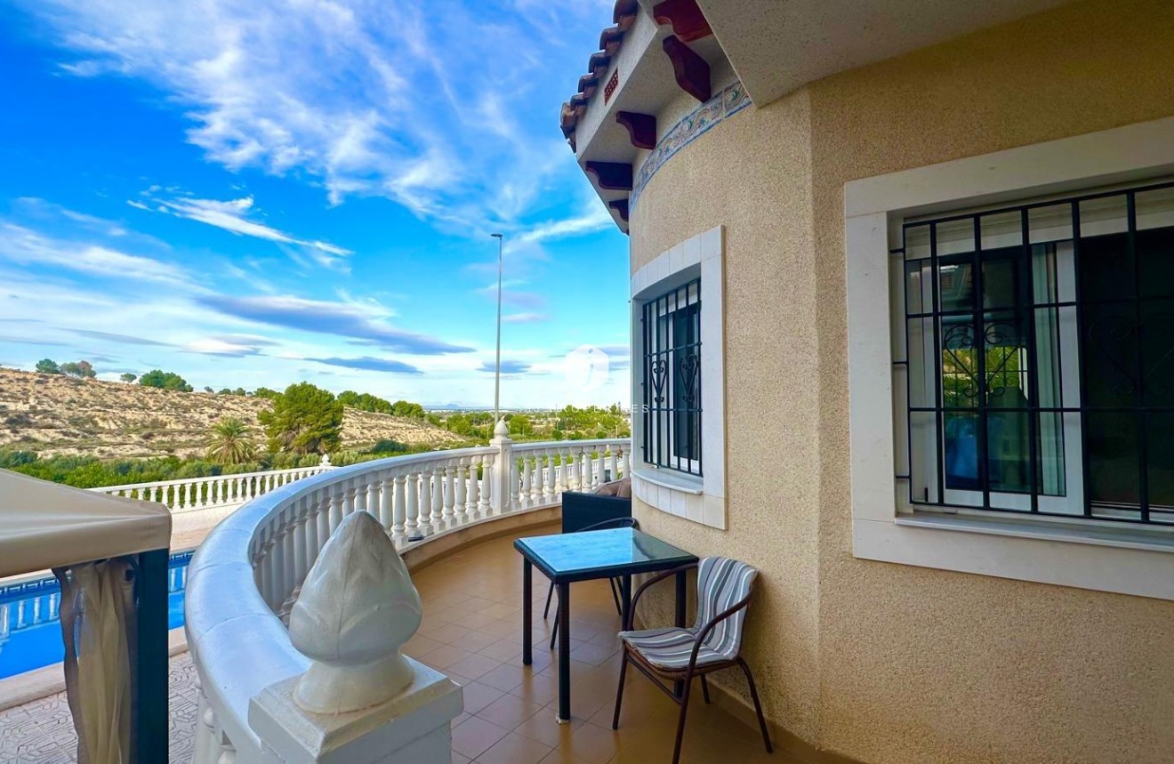 Resale - Villa -
Bigastro - Comunidad Valenciana