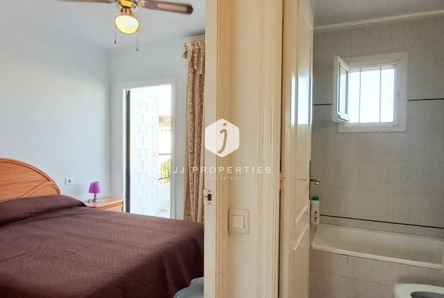 Resale - Apartment / flat -
Torrevieja - Aguas Nuevas 2