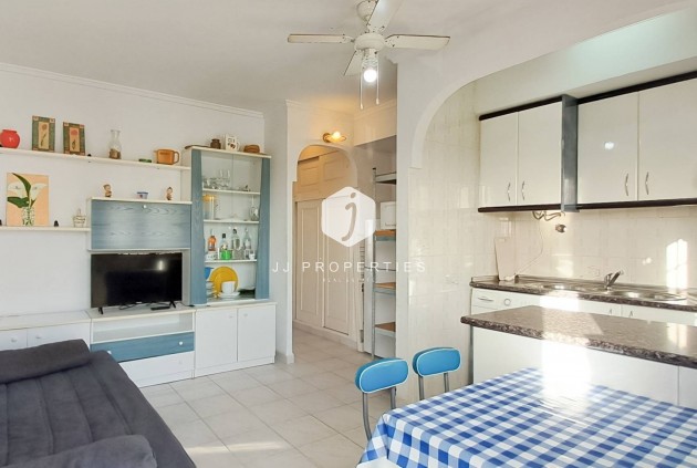 Resale - Apartment / flat -
Torrevieja - Aguas Nuevas 2