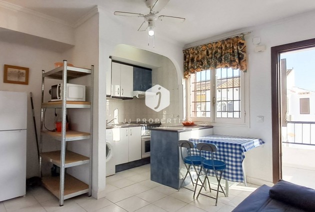 Resale - Apartment / flat -
Torrevieja - Aguas Nuevas 2