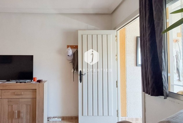 Resale - Apartment / flat -
Torrevieja - Parque Acuático - Sector 25