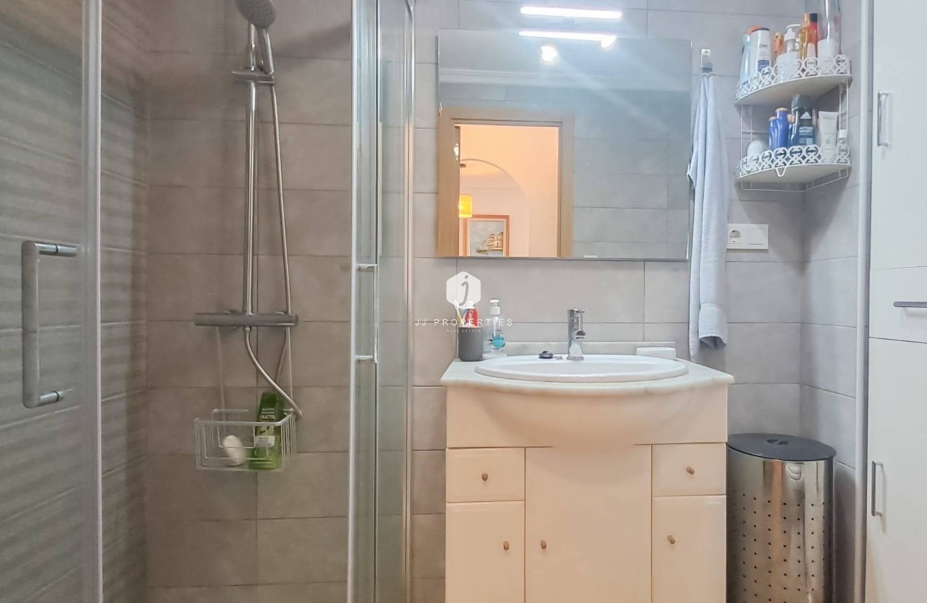 Resale - Apartment / flat -
Torrevieja - Parque Acuático - Sector 25