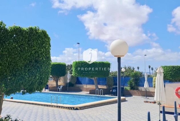 Resale - Apartment / flat -
Torrevieja - Parque Acuático - Sector 25