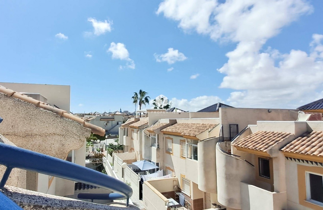 Resale - Apartment / flat -
Torrevieja - Parque Acuático - Sector 25