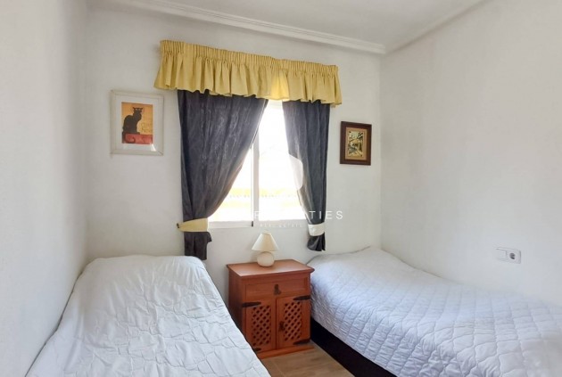 Resale - Apartment / flat -
Torrevieja - Parque Acuático - Sector 25