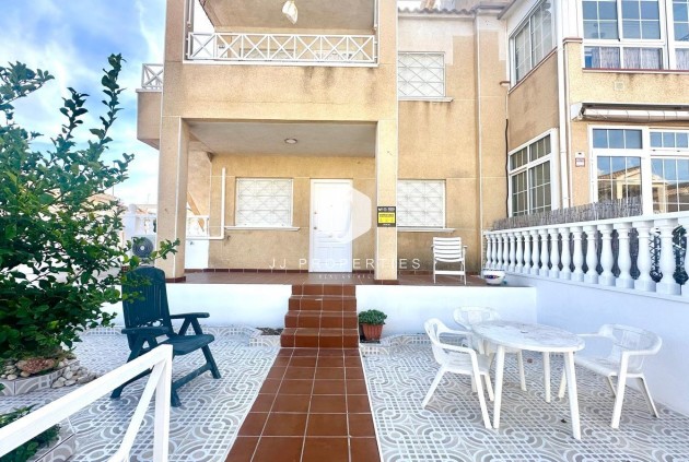 Resale - Bungalow -
Torrevieja - Playa de los Locos