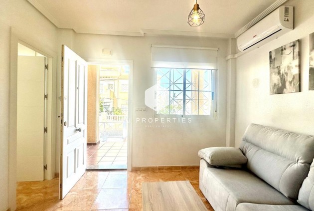 Resale - Bungalow -
Torrevieja - Playa de los Locos