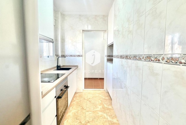 Resale - Bungalow -
Torrevieja - Playa de los Locos