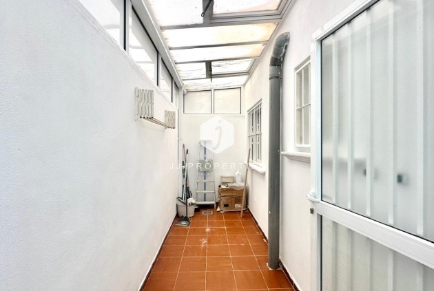 Resale - Bungalow -
Torrevieja - Playa de los Locos