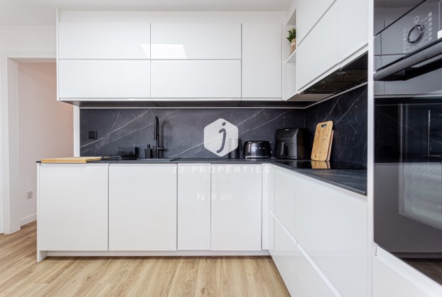 Resale - Villa -
Torrevieja - Costa Blanca