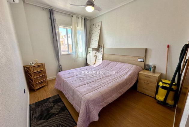 Resale - Chalet -
San Miguel de Salinas - Residencial Los Flamencos