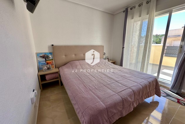 Resale - Chalet -
San Miguel de Salinas - Residencial Los Flamencos