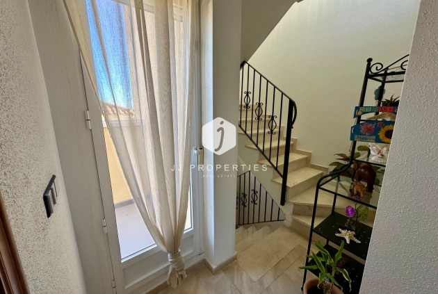 Resale - Chalet -
San Miguel de Salinas - Residencial Los Flamencos