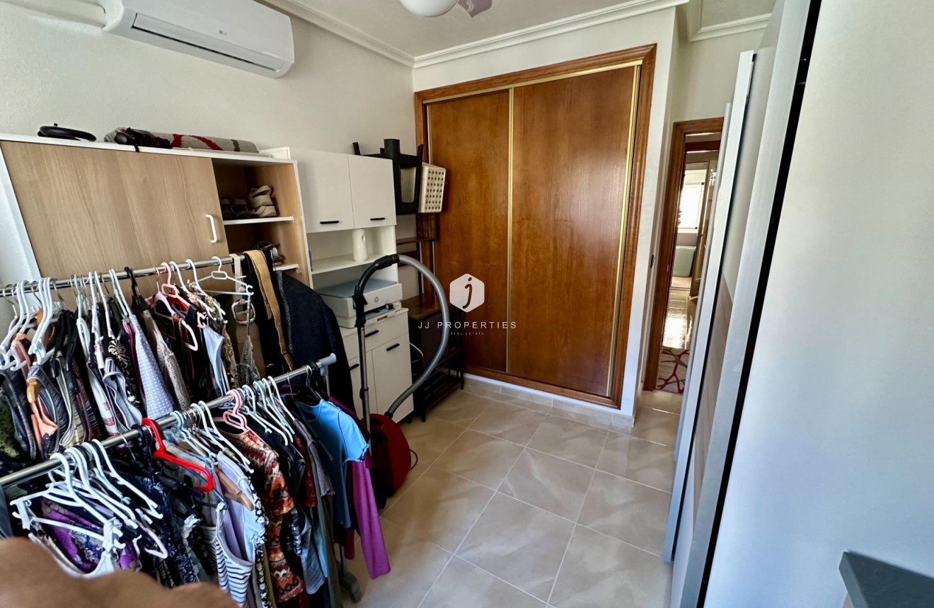 Resale - Chalet -
San Miguel de Salinas - Residencial Los Flamencos