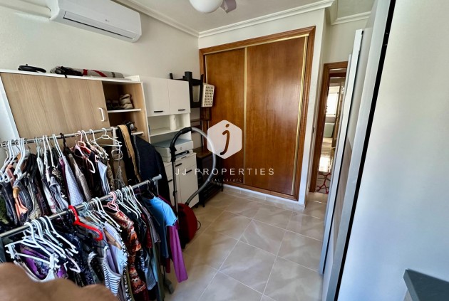 Resale - Chalet -
San Miguel de Salinas - Residencial Los Flamencos