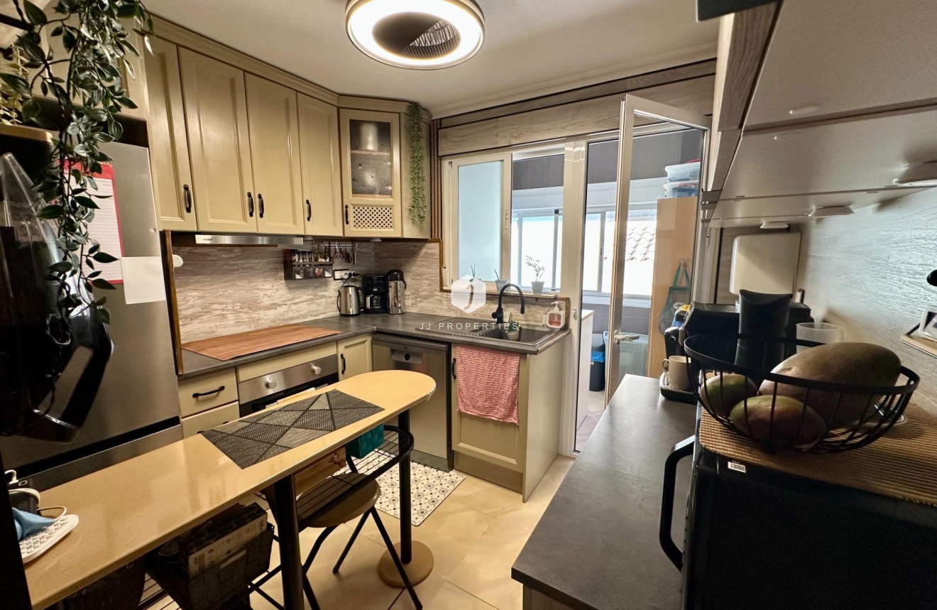 Resale - Chalet -
San Miguel de Salinas - Residencial Los Flamencos