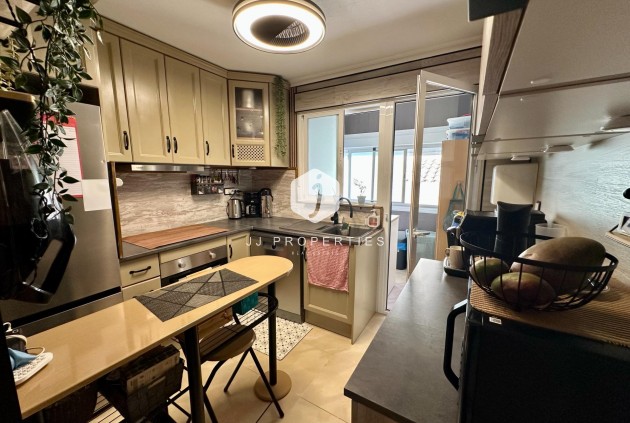 Resale - Chalet -
San Miguel de Salinas - Residencial Los Flamencos