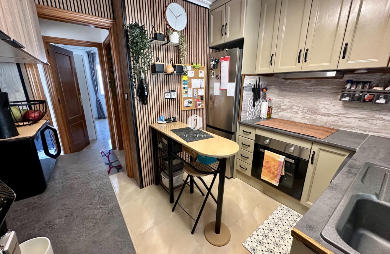 Resale - Chalet -
San Miguel de Salinas - Residencial Los Flamencos