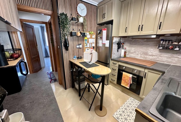 Resale - Chalet -
San Miguel de Salinas - Residencial Los Flamencos