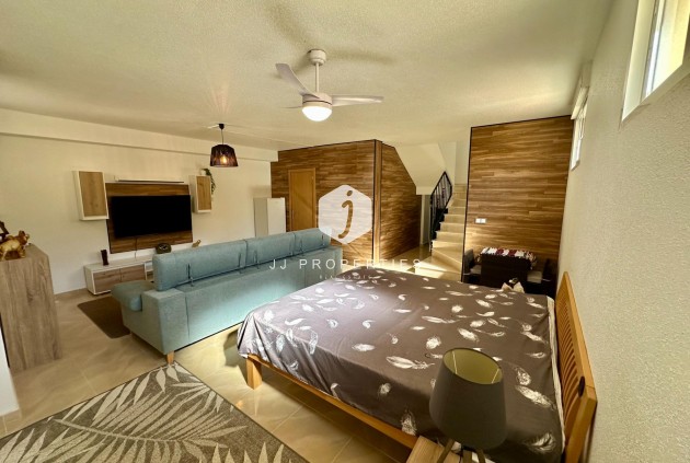 Resale - Chalet -
San Miguel de Salinas - Residencial Los Flamencos